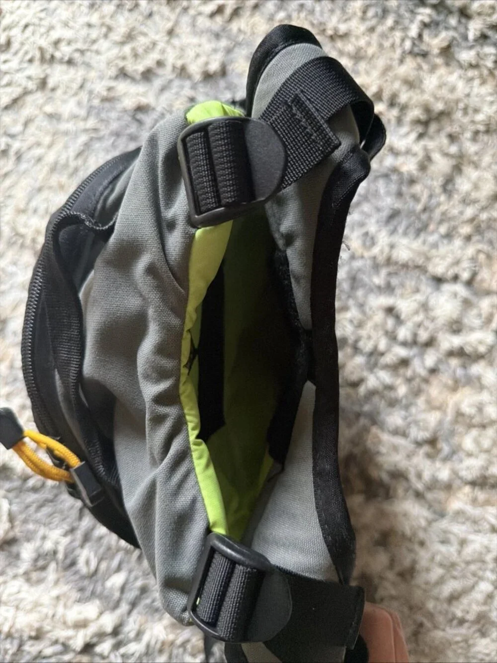 CAMELBAK Rim Runner Hiking Camping Backpacking Hydration Hydro Backpack Yellow